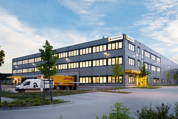 363_294_unternehmensreise_gebaeude_textimageslide.jpg