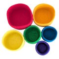 Filzschalen Regenbogen nebeneinander
