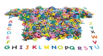 Produktbild von  Bunte Papierbuchstaben, 2.600 Stück