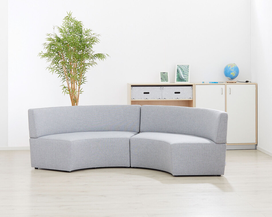2x Sofa-Serie Curve Außenbogen aneinander gestellt