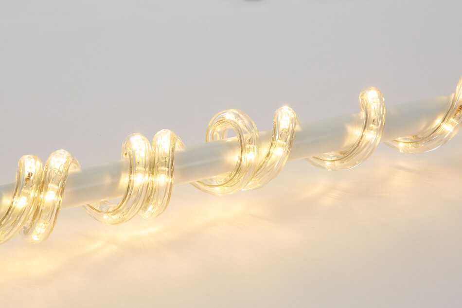 Lichterschlauch beleuchtet